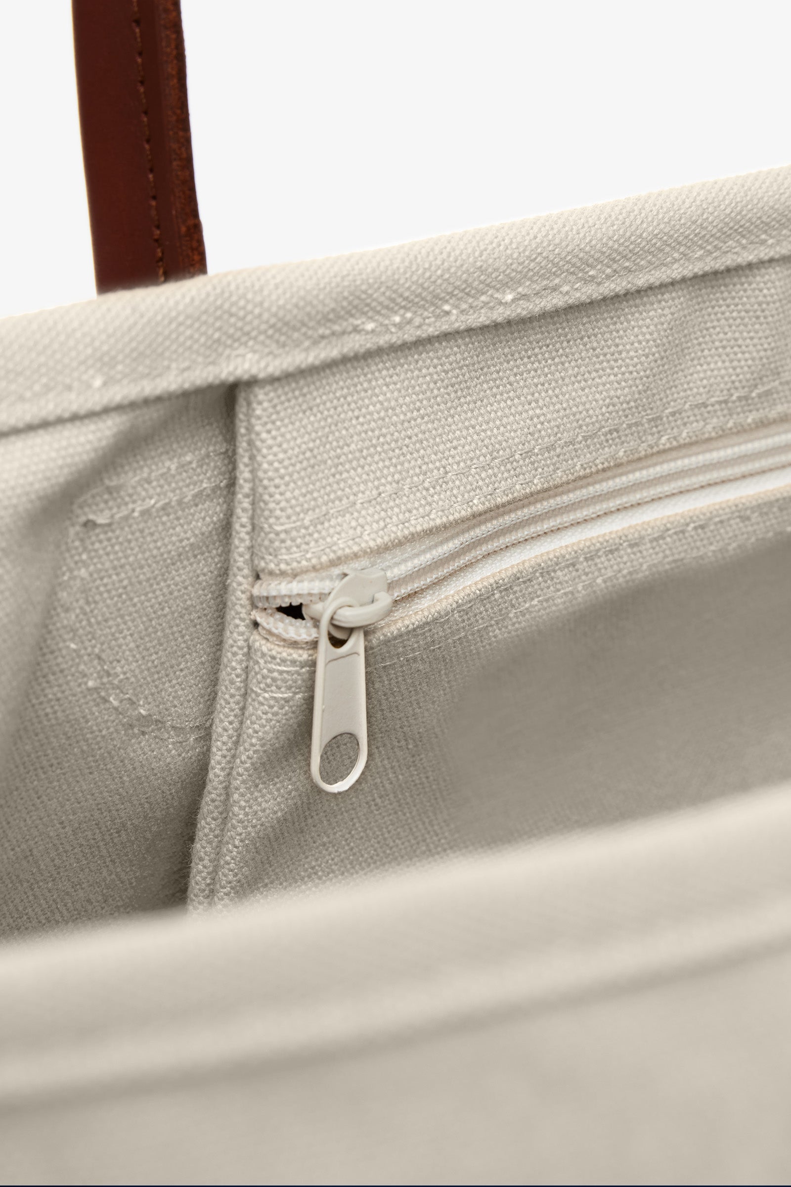 Mid-century Modern Leather Handle Tote Bag /  Natural